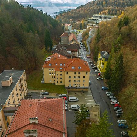 Apartman Claudia - Rezidence K Lanovce Jachymov Bagian luar foto
